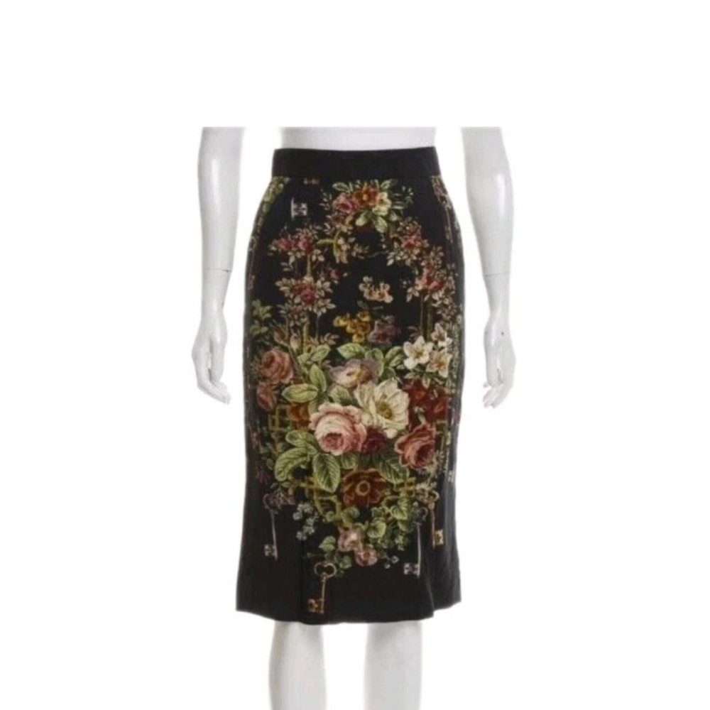 Dolce & Gabbana Black pencil Skirt with Flowers- 42